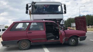 Çarptığı otomobili önüne katarak 5 metre sürükledi