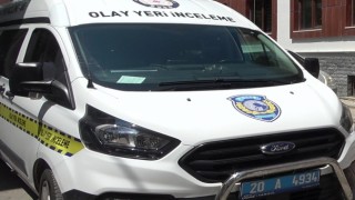 Çatıdan düşen işçi kurtarılamadı