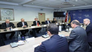 Çavuşoğlu, Bosna-Hersek Yüksek Temsilcisi Schmidt ile görüştü