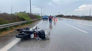 Ceyhanda motosiklet kazası: 1 ölü, 1 yaralı