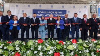 CHP Genel Başkanı Kılıçdaroğlu, Kuşadasında toplu açılış ve temel atma törenine katıldı
