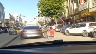 Çocukların trafikteki tehlikeli halleri