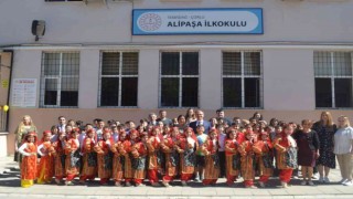 Çorluda karne dağıtım töreni