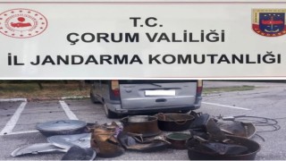 Çorumda türbe hırsızları tutuklandı