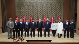 Cumhurbaşkanı Erdoğan, Kağıthane heyetini kabul etti