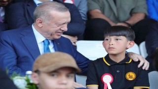 Cumhurbaşkanı Erdoğan: “Sene sonuna kadar 100 milyon yardımcı kaynağı öğrencilerimizle buluşturmayı hedefliyoruz”