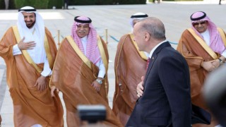 Cumhurbaşkanı Erdoğan, Suudi Arabistan Veliaht Prensi Selmanı resmi törenle karşıladı