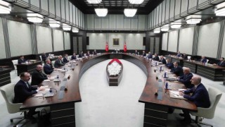 Cumhurbaşkanlığı Kabine Toplantısı, Cumhurbaşkanı Recep Tayyip Erdoğan başkanlığında başladı.