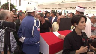 Cüneyt Arkının cenazesi Teşvikiye Camiine getirildi