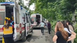 Dekanları taşıyan otobüs kaza yaptı: 1 dekan öldü, 19 yaralı