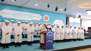 Diyanet İşleri Başkanı Erbaş, 110 hafızın icazet törenine katıldı