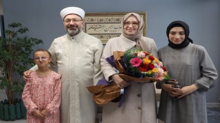 Diyanet İşleri Başkanı Erbaş, görme engelli hafızlık öğrencilerinin yıl sonu etkinliğine katıldı