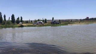 Diyarbakırda Dicle Nehrine giren 3 genç kayboldu