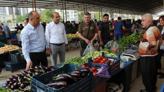 Düziçi Kaymakamı Turgay İlhan, pazarcı esnafını ziyaret etti