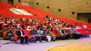 EBYÜde “Uluslararası Öğrencilerle Buluşma” toplantısı gerçekleştirildi