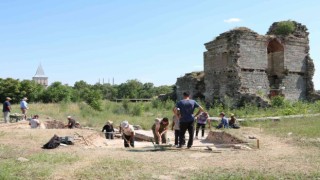 Edirne Sarayında kazı çalışmalarında Osmanlı izleri