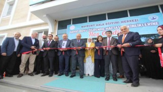 El emeği göz nuru eserler sergilendi