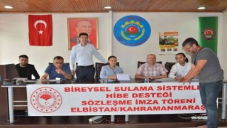 Elbistanda 4,6 milyon liralık hibenin sözleşmeleri imzalandı