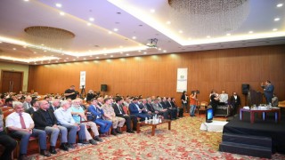 ‘Elektrikli ve Hibrit Araç Teknolojileri paneli düzenlendi