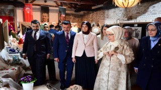 Emine Erdoğan Altındağlı kadınlarla
