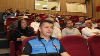 Emniyet ekipleri muhtarlarla buluştu
