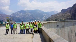 Enerjinin Yıldızları ‘baraj dersini Oymapınar Hidroelektrik Santralinde aldı