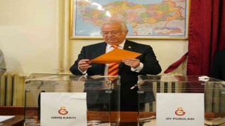 Eşref Hamamcıoğlu oyunu kullandı