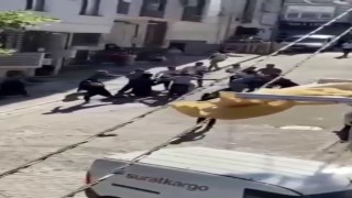 Ev sahibi ile kiracının kavgasında ortalık savaş alanına döndü
