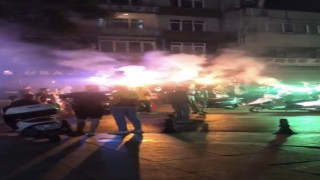 Fatihte asker uğurlamasında yolu kapatıp eğlence yaptılar