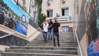 Fatihte döviz bürosunda 225 bin euro dolandırıcılık