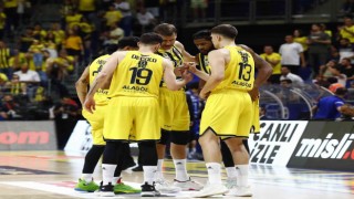 Fenerbahçe, A. Efesi farklı mağlup etti