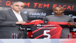 Fernandinho 17 yıl sonra yuvaya döndü