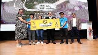 Fikir Otobüsü Liseler Arası Girişimcilik ve Yenilikçi İş Fikirleri Yarışmasında ödüller sahiplerini buldu