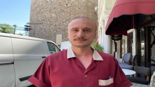 Galatada kendini yakan şahsı söndüren esnaf: “İlk başta illüzyon gösterisi sandım”