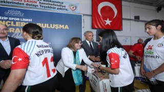 Gaziantep Büyükşehirden Nizip Spor Lisesine malzeme yardımı