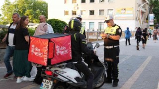 Gazipaşa Caddesinde motosiklet denetimi