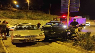 Geri manevra yapan otomobile başka bir otomobil çarptı: 1 yaralı