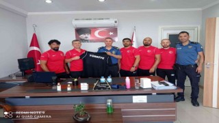 Güreşçiler, Köyceğiz İlçe Emniyet Müdürü Dalkılıç ile bir araya geldi