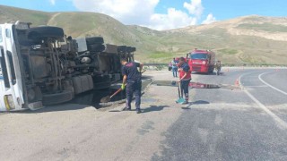 Gürpınarda trafik kazası: 1 yaralı