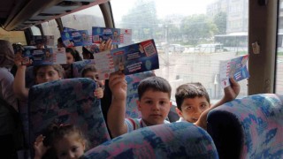 Gürsulu çocuklar, Aslanın hayalleri peşindeki maceralarını izledi