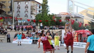 Hakkaride basketbol heyecanı sona erdi
