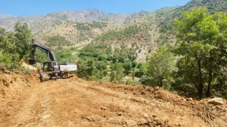 Hakkarinin Romtik Mezrası yeni yoluna kavuşuyor