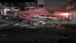 Hindistanda bina çöktü: 1 ölü, 16 yaralı