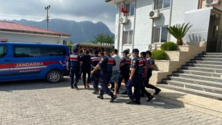 Hırsızlığa teşebbüs eden şahıslar yakalandı