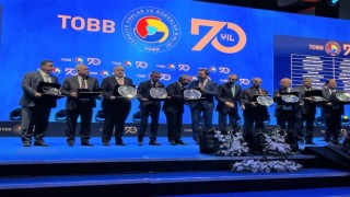 Hisarcıklıoğlundan Kazım Yılmaza hizmet ve şeref belgesi