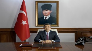 Hizmetler, izinsiz kamuoyuna duyurabilecek