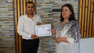 İlçenin ilk kadın çalışanlarından Nezahat Özdemire sürpriz veda