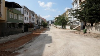 İnegölde 21 sokakta kaldırımlar yenilendi