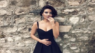 İş Sanat sezonu Cuma İş Çıkışında Göksel konseri ile tamamlıyor