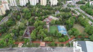 İsa Yusuf Alptekin Parkı yepyeni yüzüyle Belsine hizmet etmeye başladı